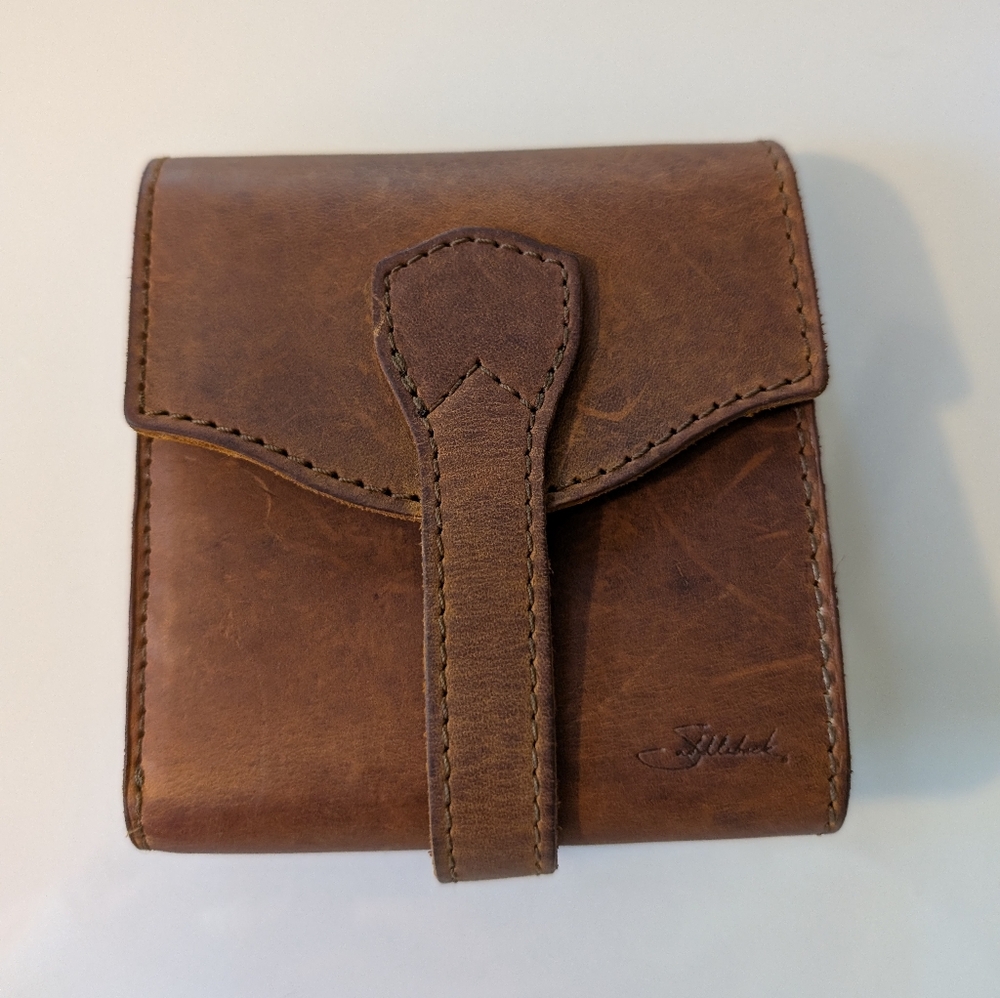 Saddleback Leather Trifold wallet